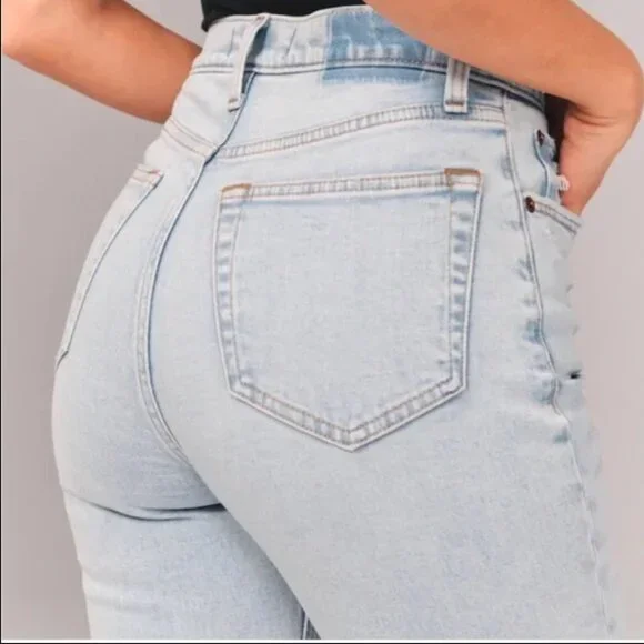 Abercrombie & Fitch Straight Ultra High Rise Jeans  Womens Size 31 Curve Love - Picture 3 of 13